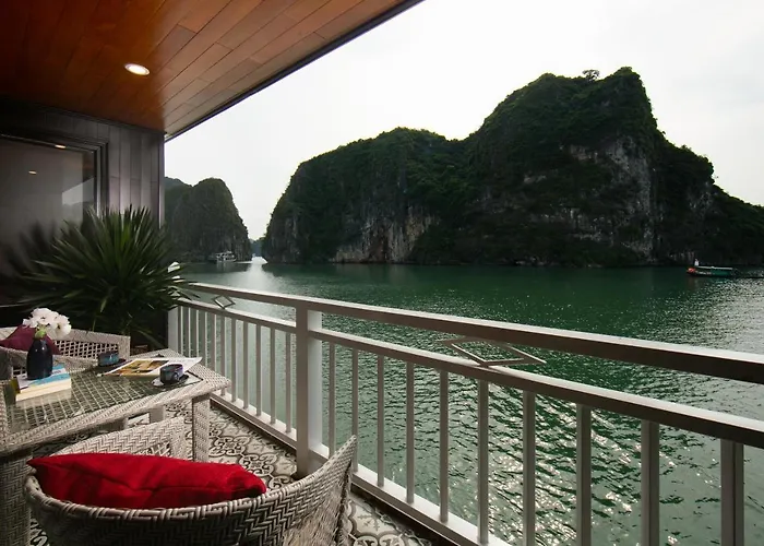Hermes Cruises 5* Ha Long