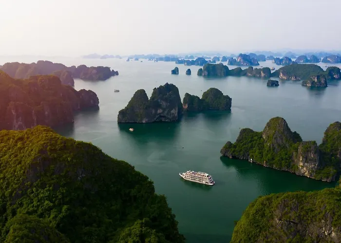  Hermes Cruises Ha Long