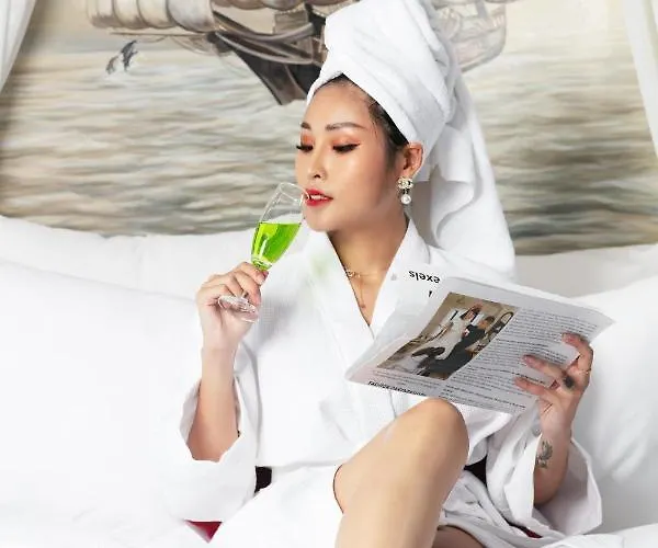 Hermes Cruises